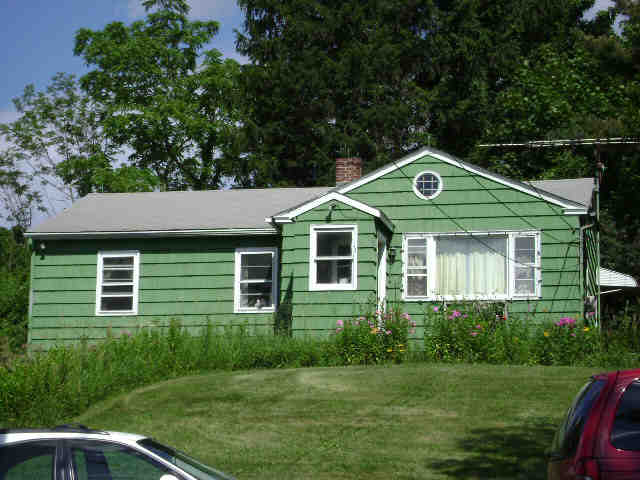 Building photograph for 61 CARMEL HILL RD S
